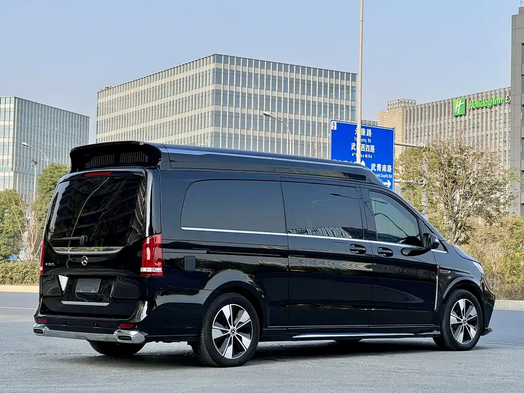 Mercedes-Benz V-Class V 2022 V 260 L Luxury