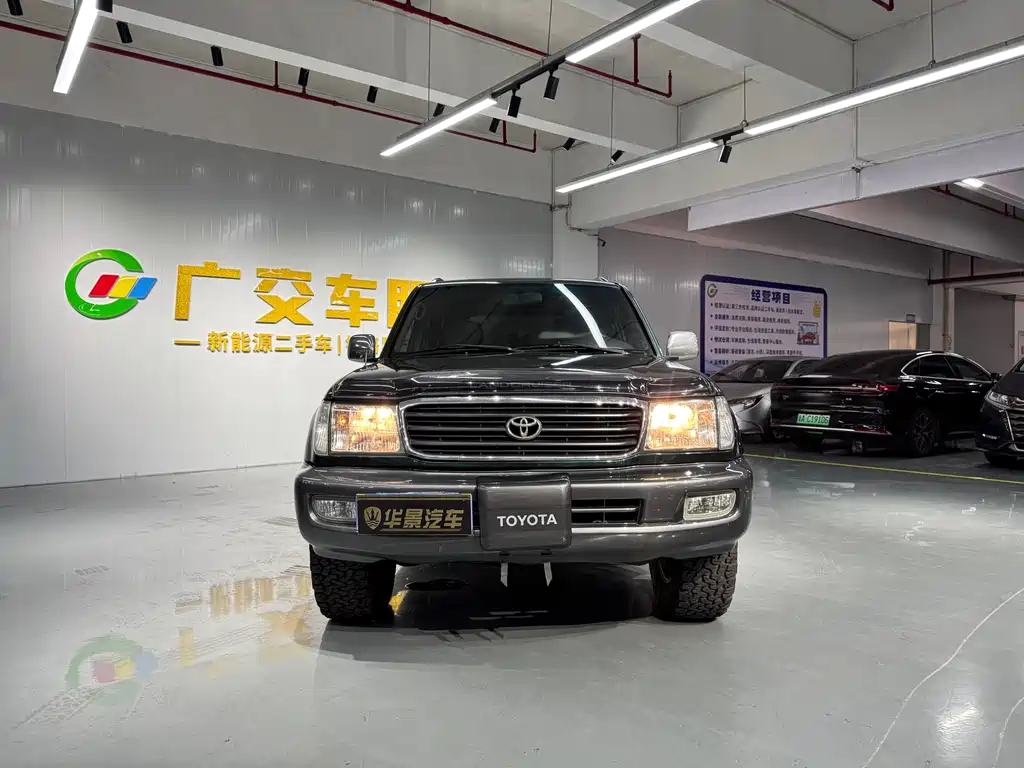 Toyota Land Cruiser 2003 4.5L MT