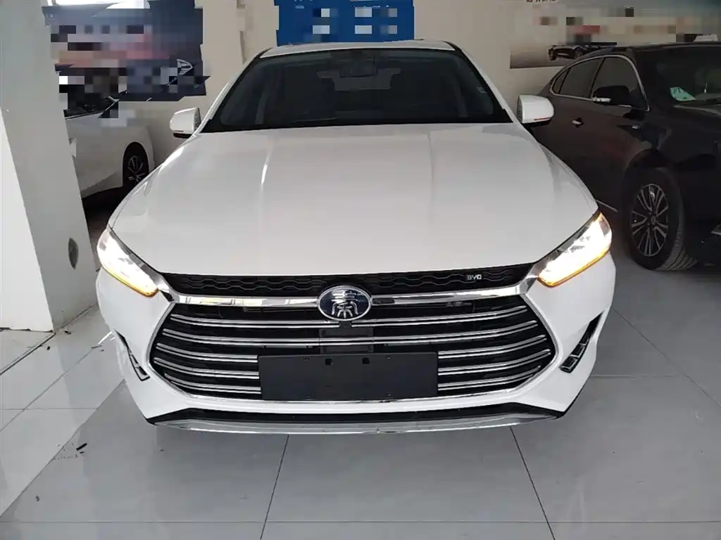 BYD Qin Pro Pro 2019 DM 1.5TI AT VI