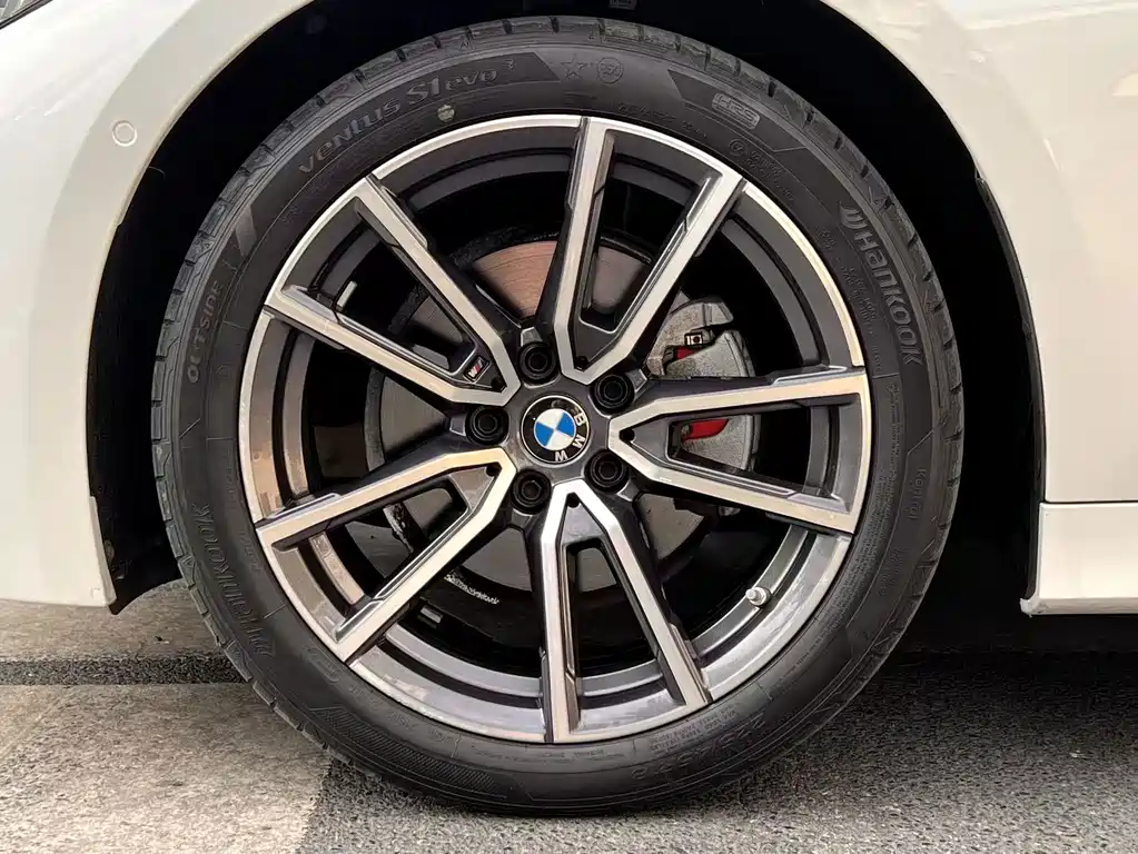 BMW 3 Series — миниатюра 7