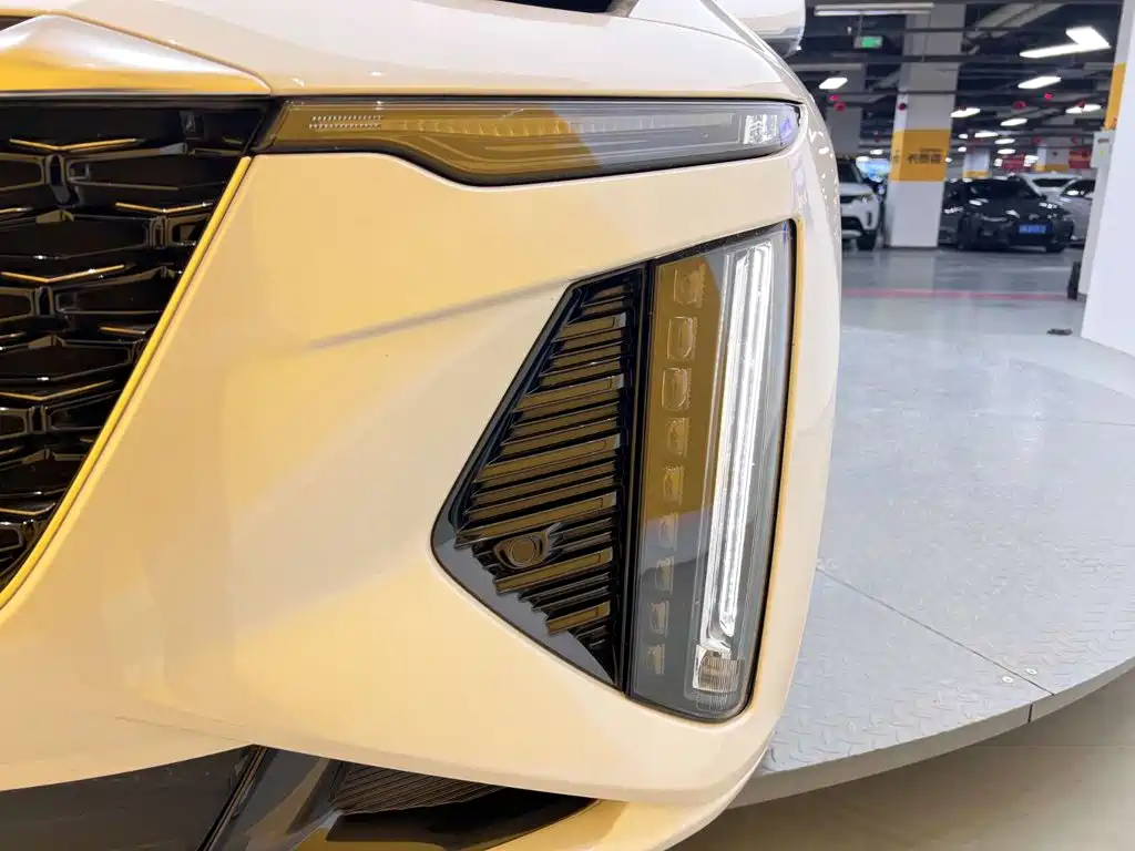 Cadillac CT6 — миниатюра 7