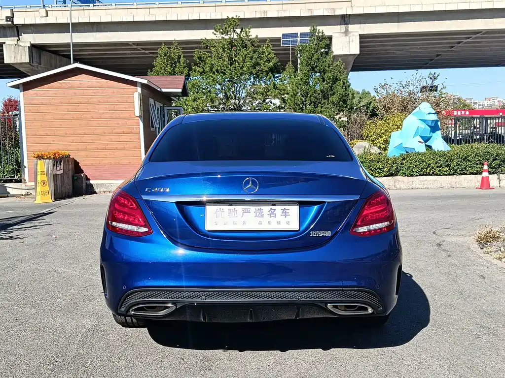 Mercedes-Benz C-Class — миниатюра 8
