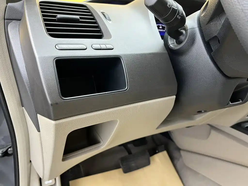 Honda Civic — миниатюра 26