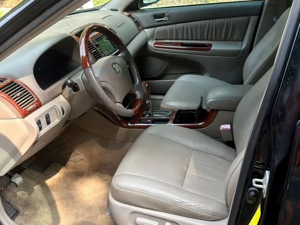 Toyota Camry 05 2.4L AT