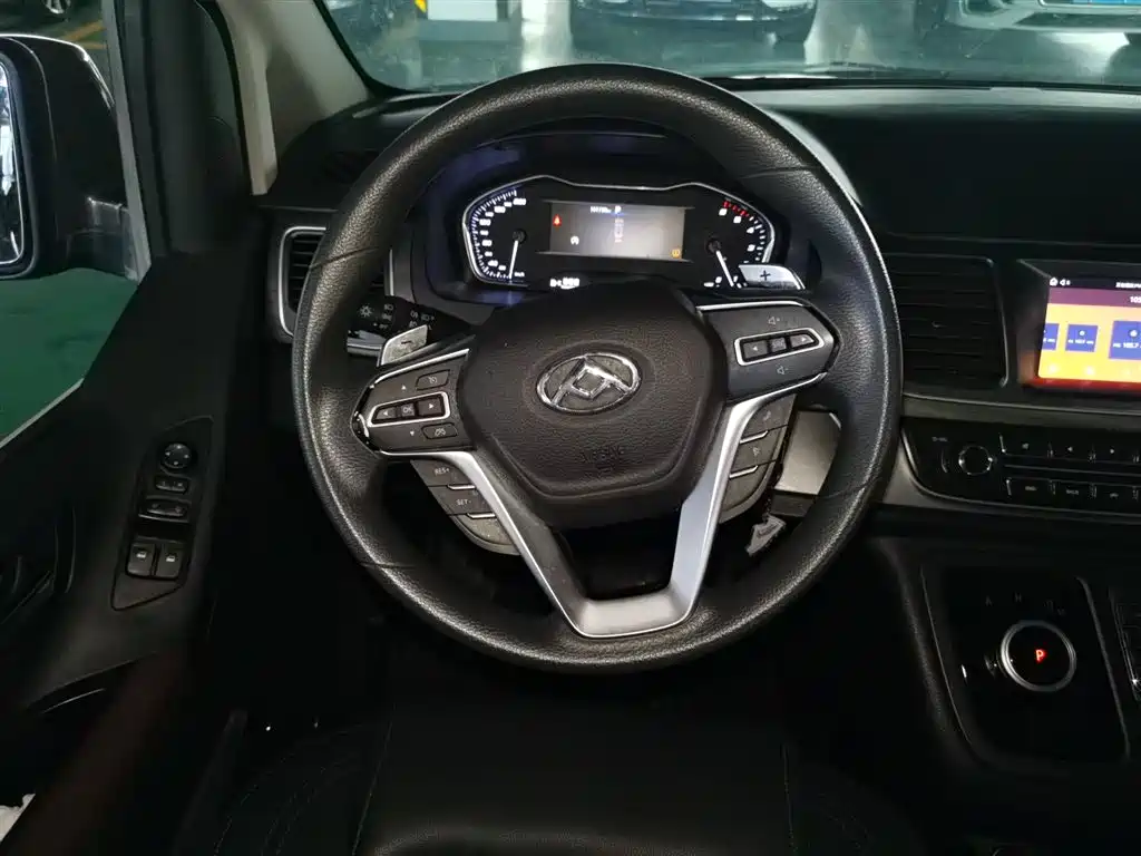 SAIC MAXUS CHASE G10