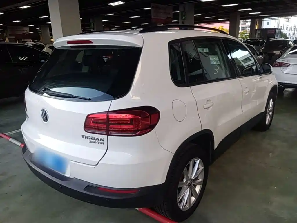Volkswagen Tiguan — миниатюра 7