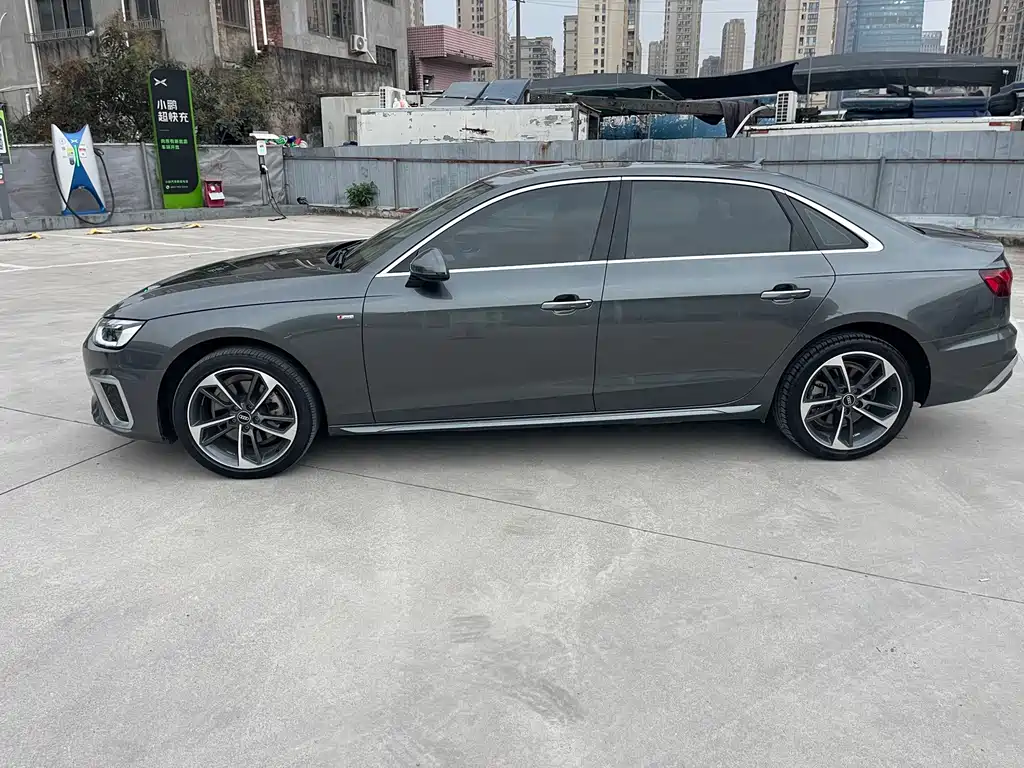 Audi A4L — миниатюра 3