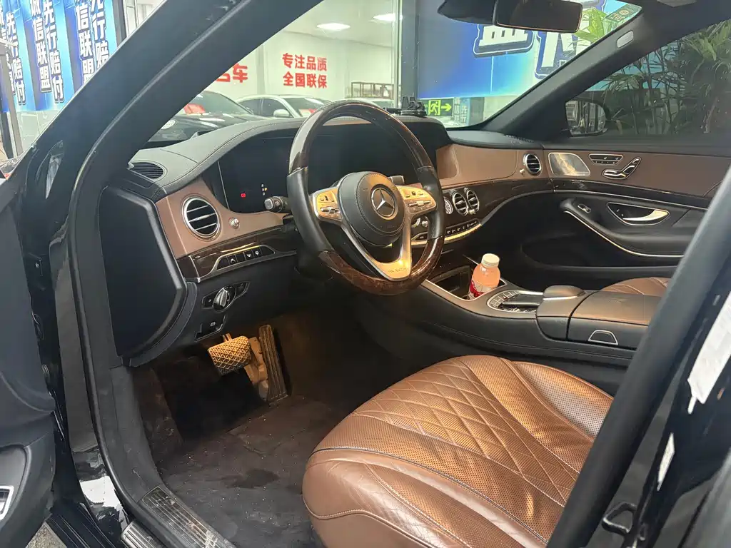 Mercedes-Benz S-Class — миниатюра 6