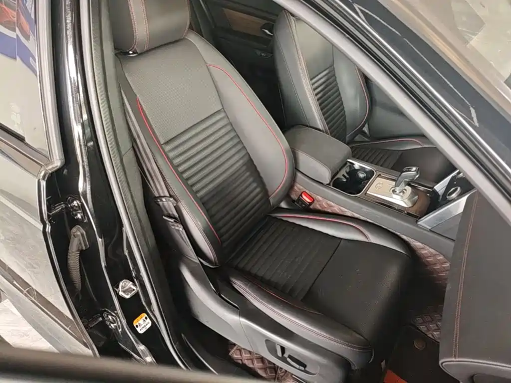 Land Rover Discovery Sport — миниатюра 20