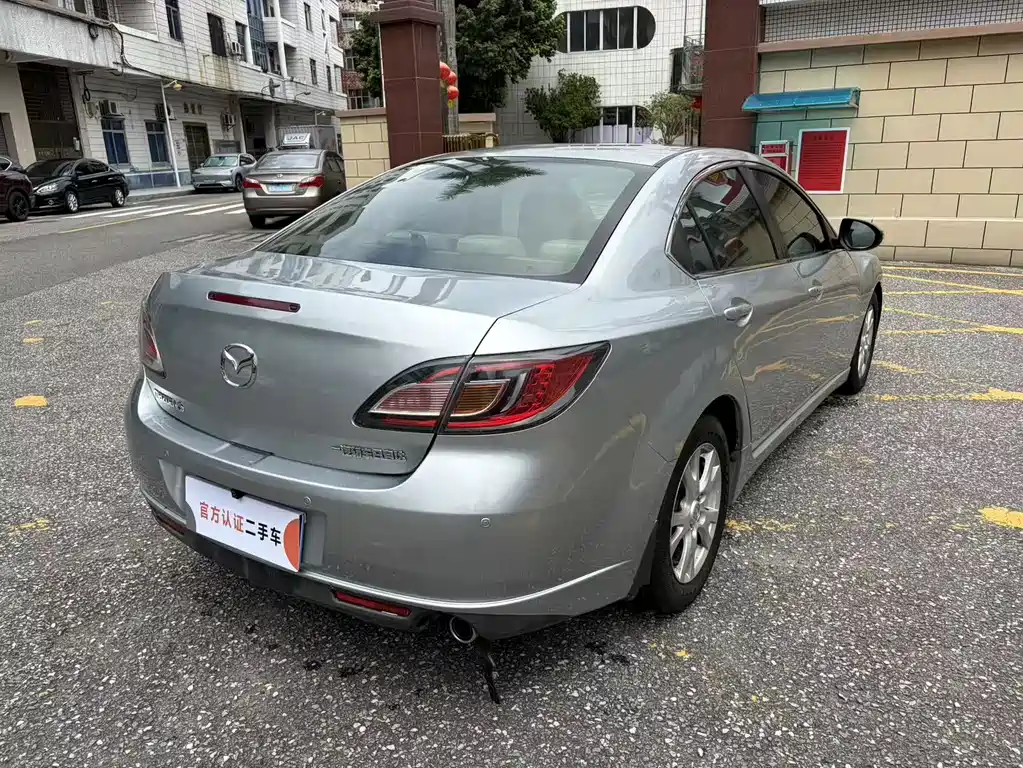 Mazda Ruiyi 2009 2.5L AT Luxury