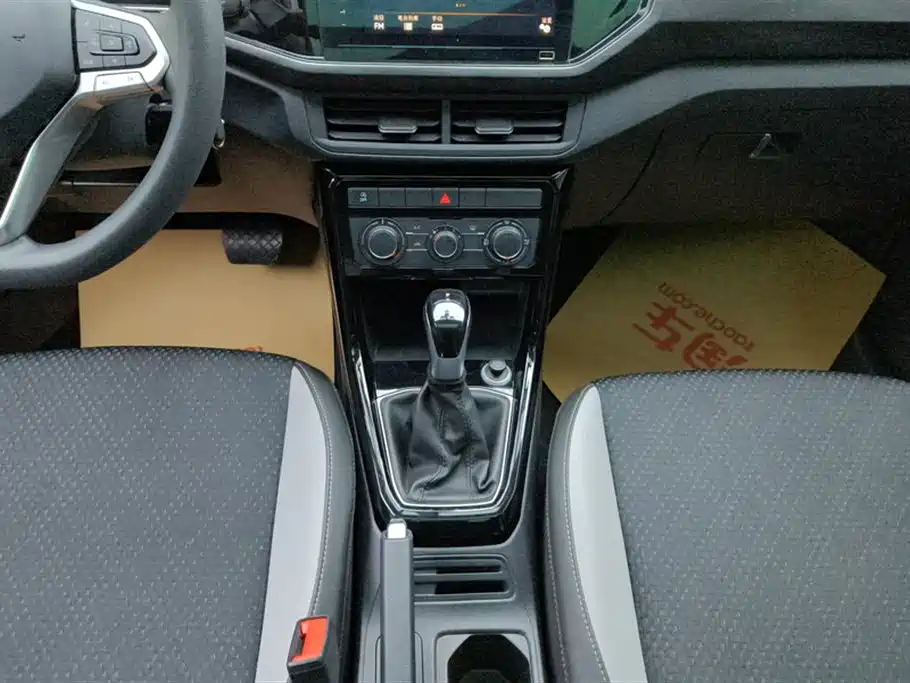 VOLKSWAGEN EXPLORING THE SHADOW