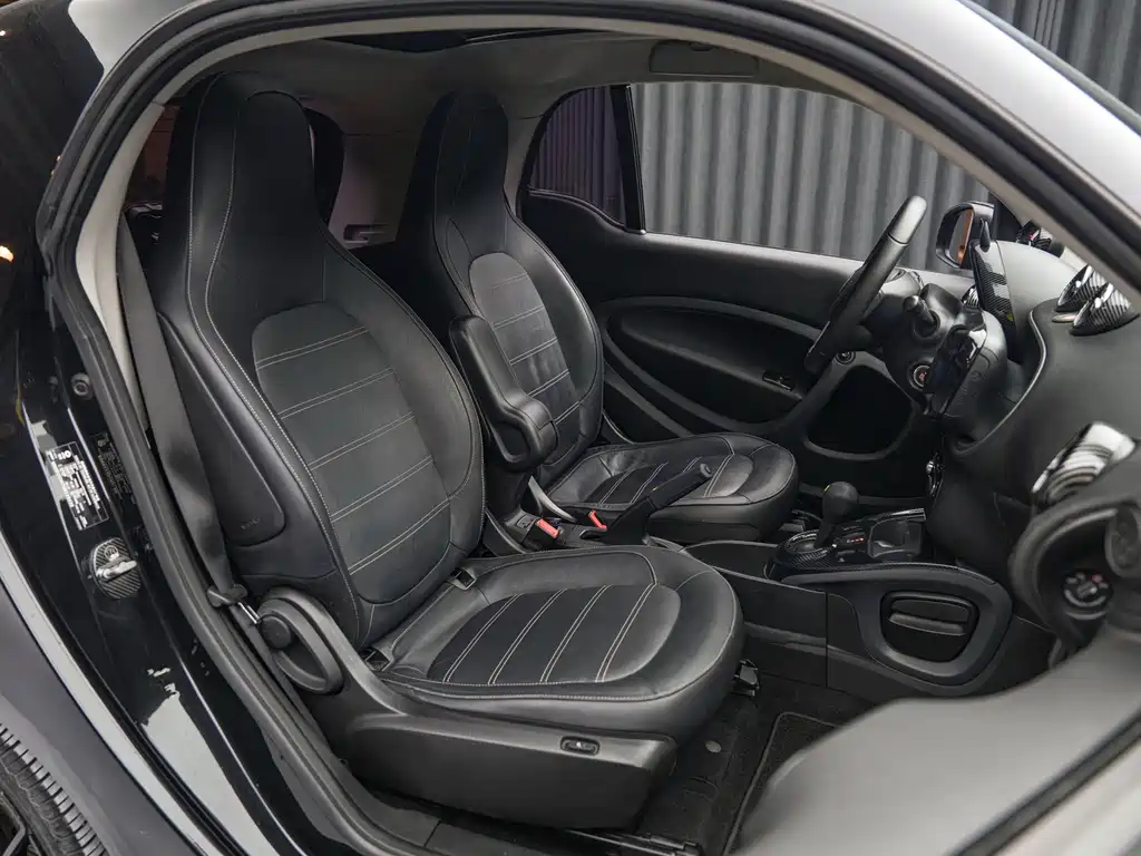 smart Smart Fortwo — миниатюра 9