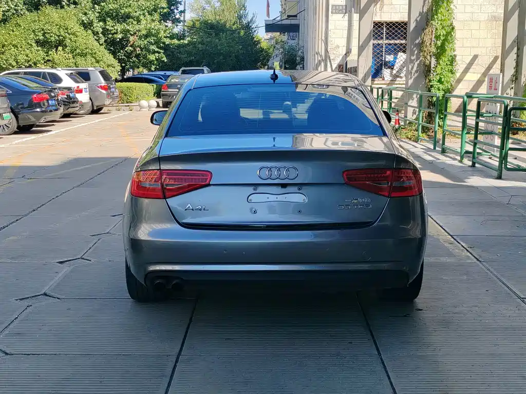 Audi A4L — миниатюра 4