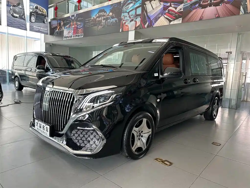 Mercedes-Benz Vito 2024