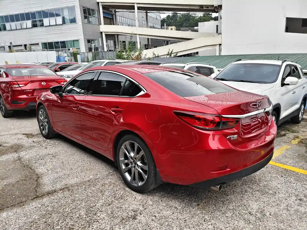 Mazda Atenza — миниатюра 9