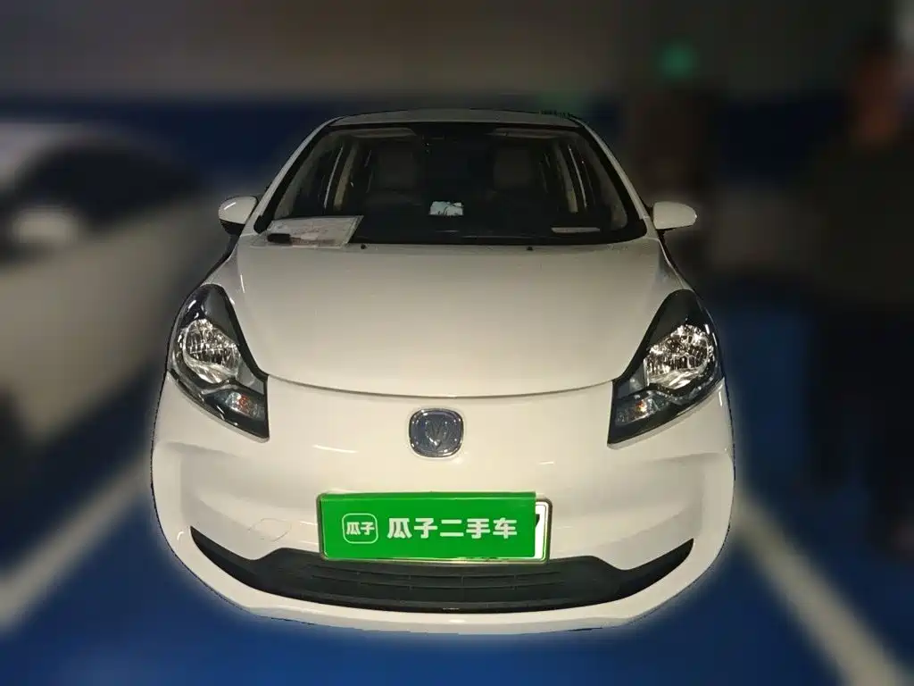 Changan Benben E-Star — миниатюра 2