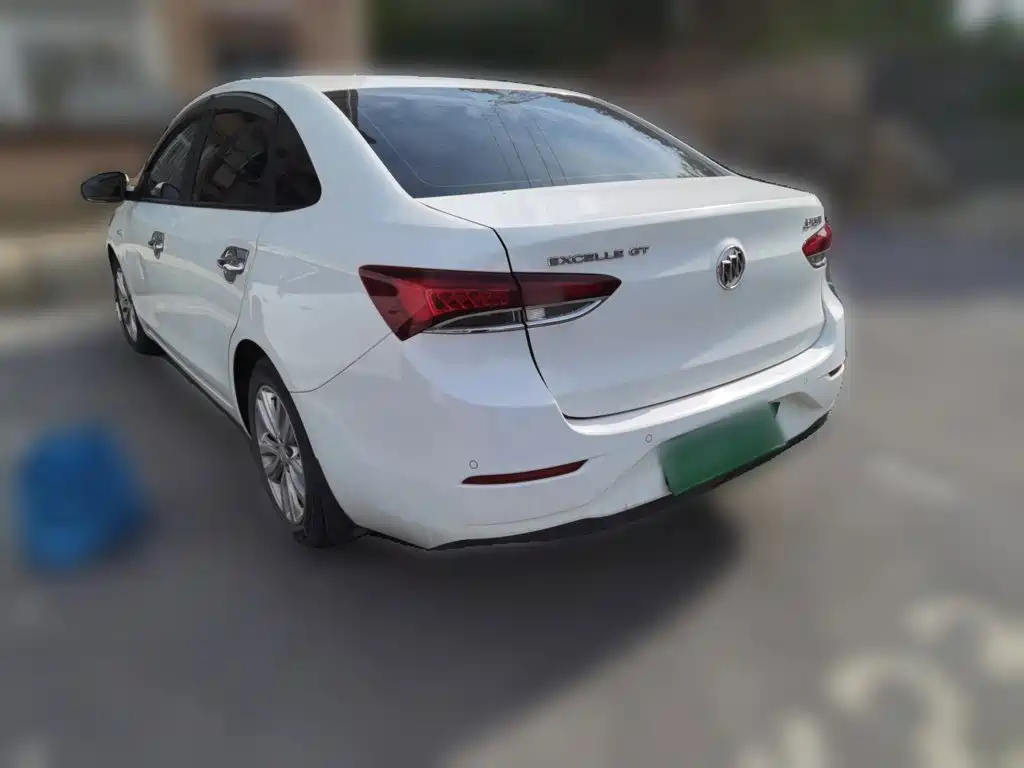 Buick Excelle — миниатюра 13