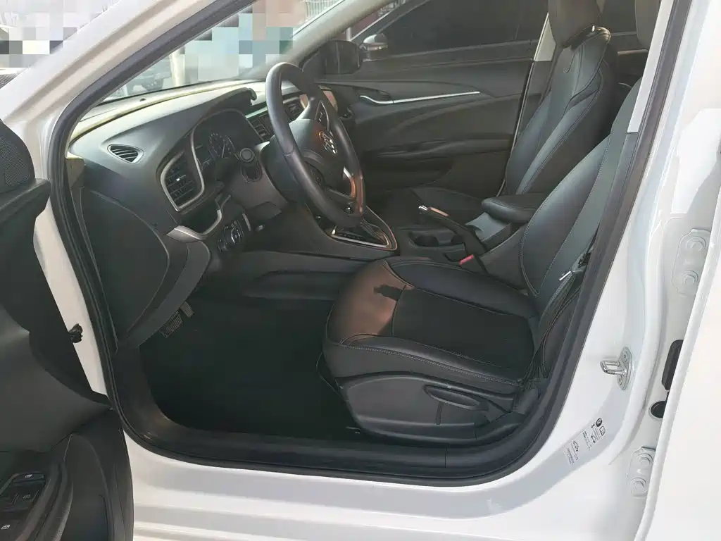 Buick Excelle — миниатюра 19