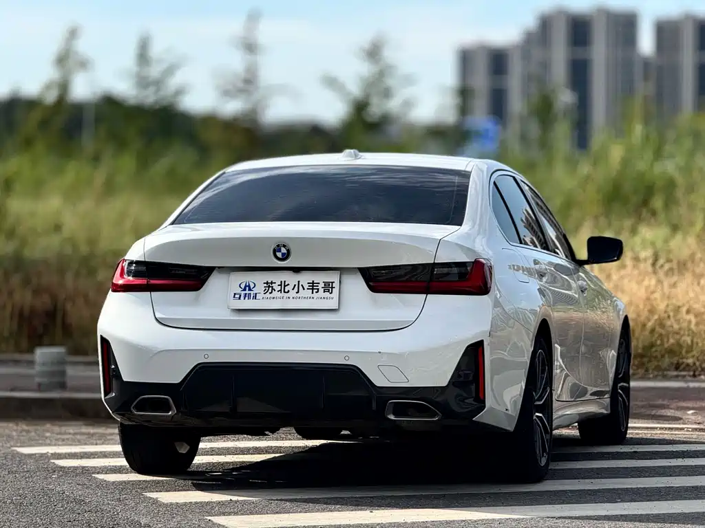 BMW 3 Series — миниатюра 4
