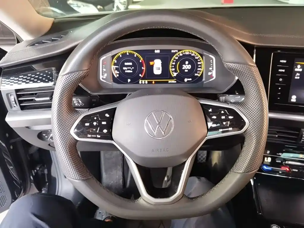 Volkswagen Passat — миниатюра 11