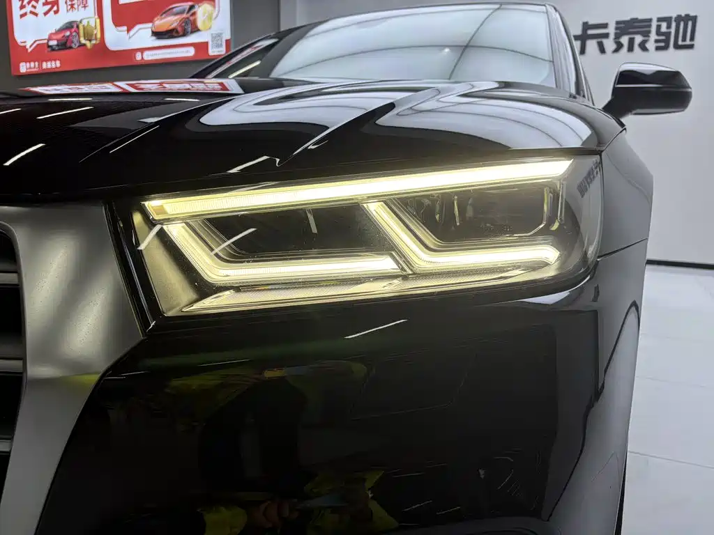 Audi Q5L — миниатюра 15