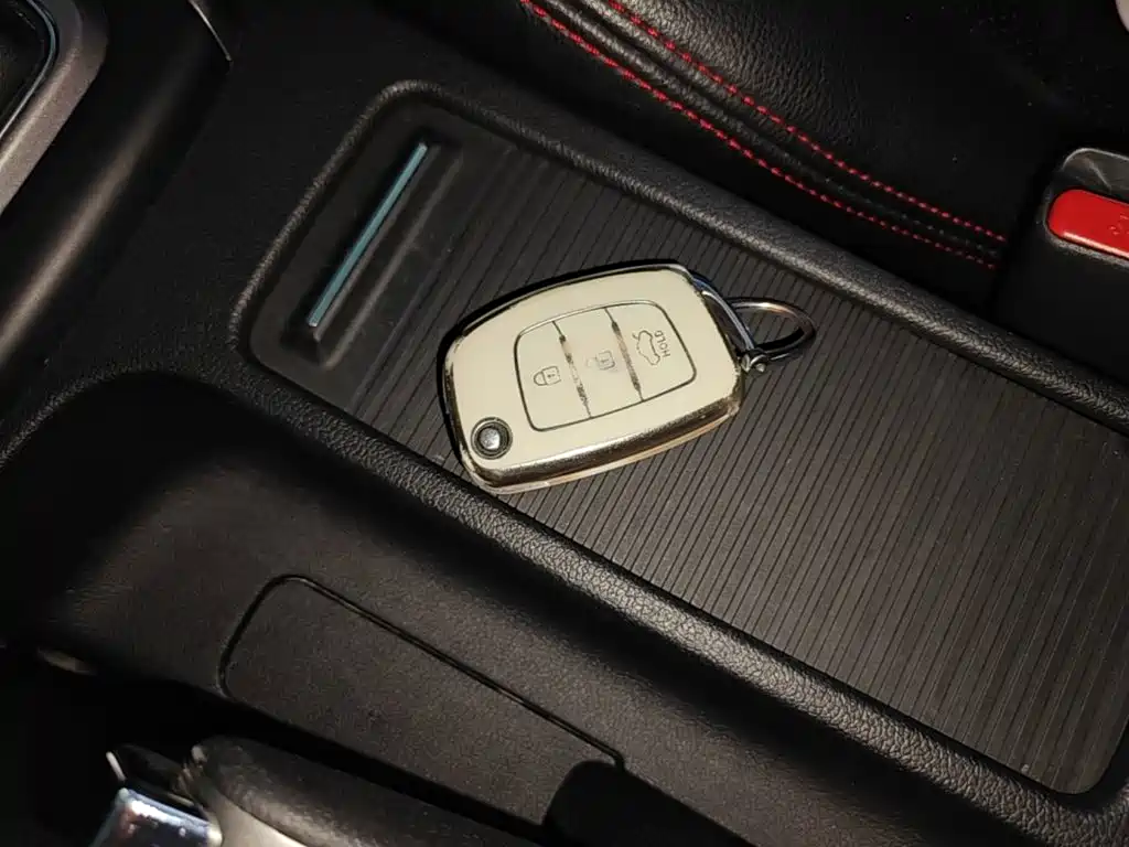 Hyundai Elantra Langdong — миниатюра 9