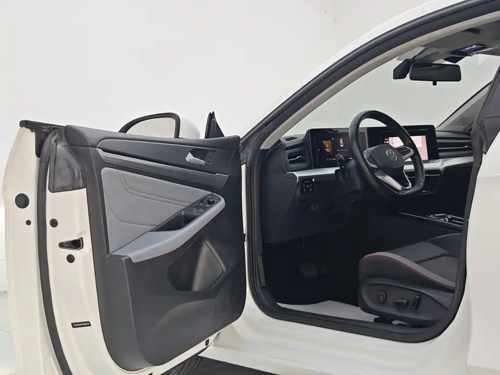 Volkswagen Lamando — миниатюра 29