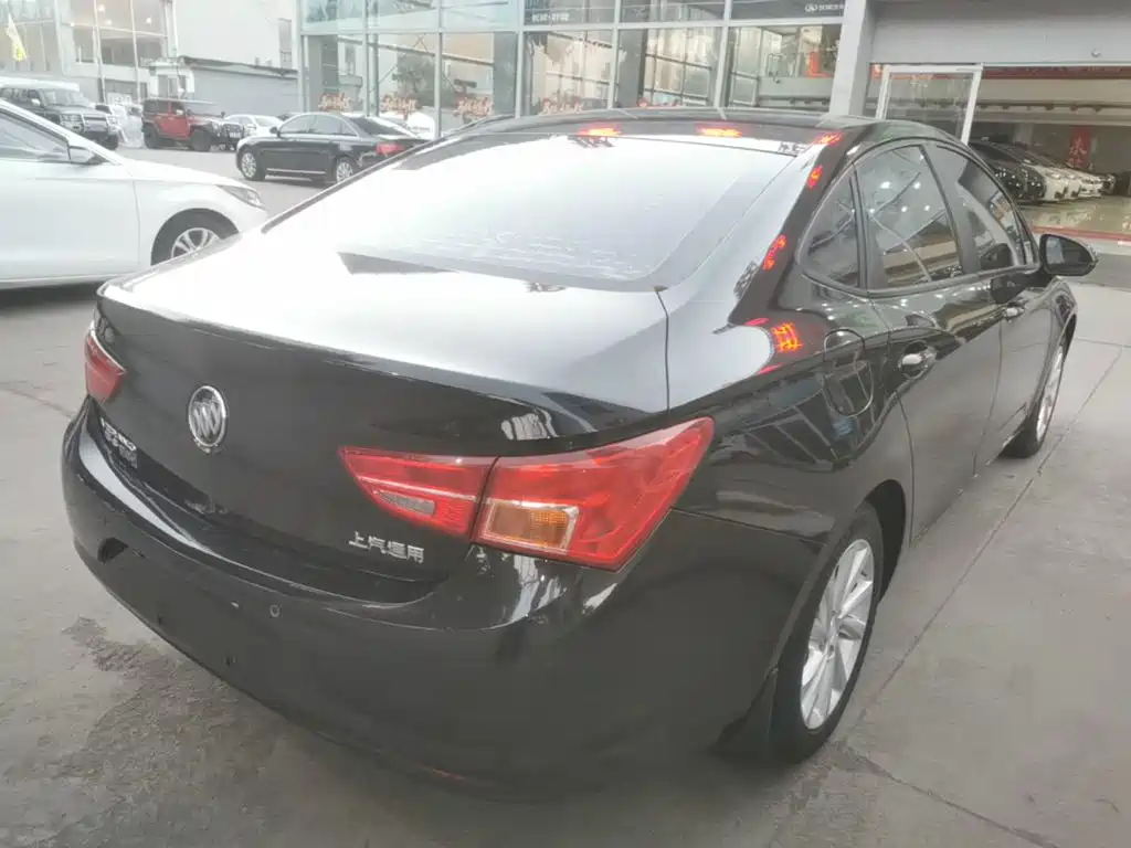 Buick Verano — миниатюра 7
