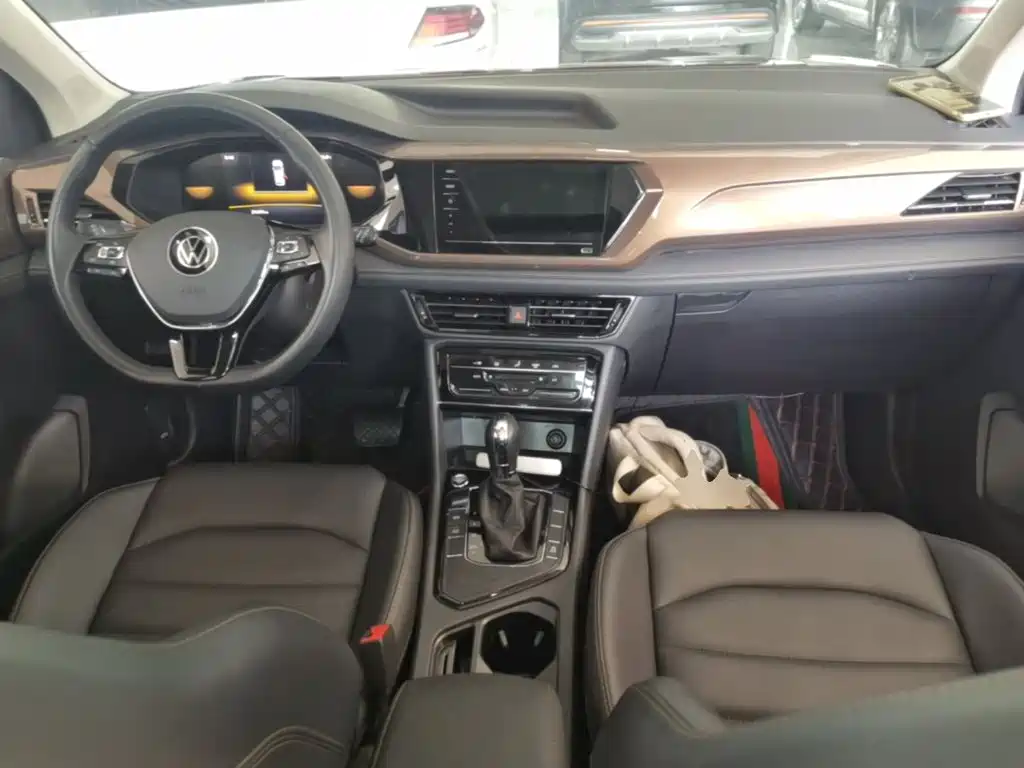 Volkswagen Tharu — миниатюра 10