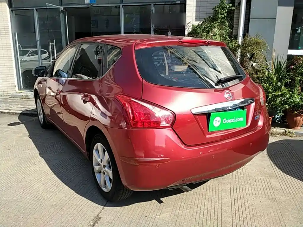 Nissan Tiida — миниатюра 5