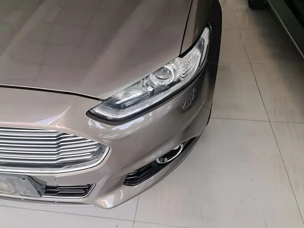Ford Mondeo — миниатюра 24