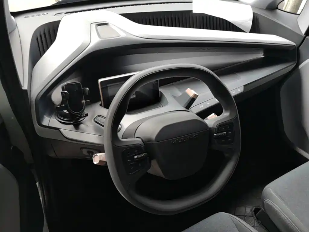 Wuling Nano EV — миниатюра 10