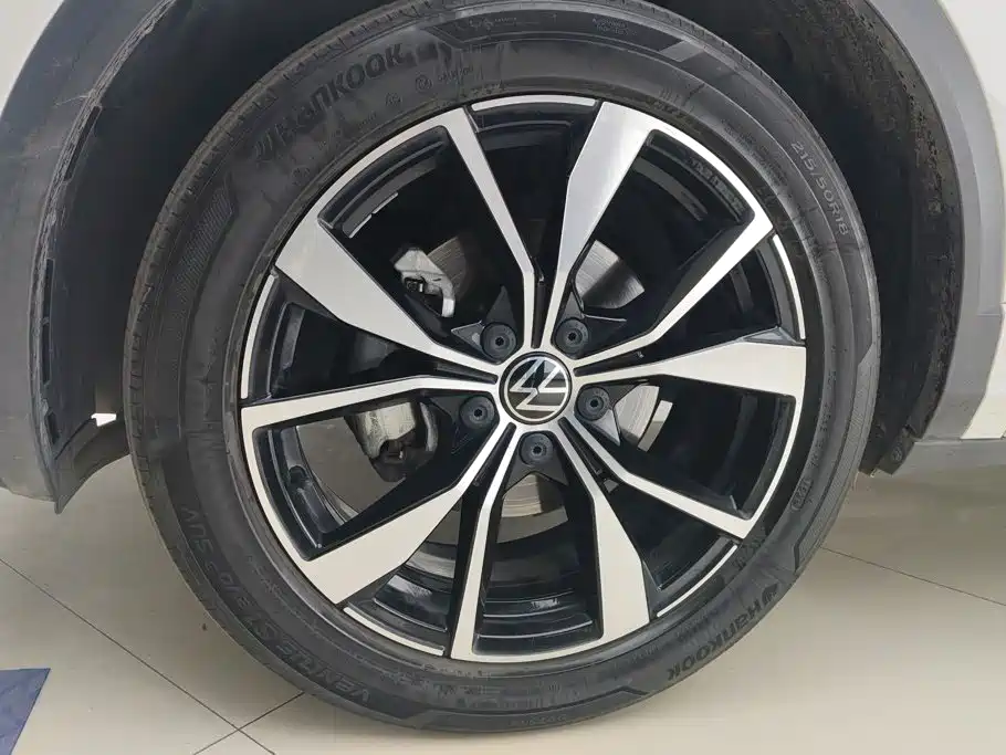 Volkswagen T-Roc — миниатюра 6