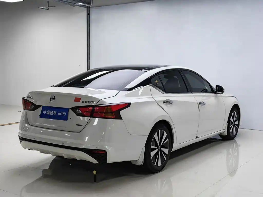 Nissan Altima 2021 2.0L XL Upper AD1
