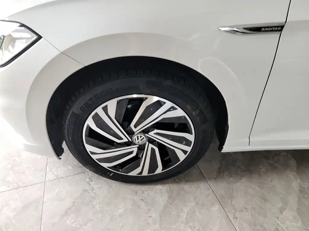 Volkswagen Sagitar — миниатюра 23