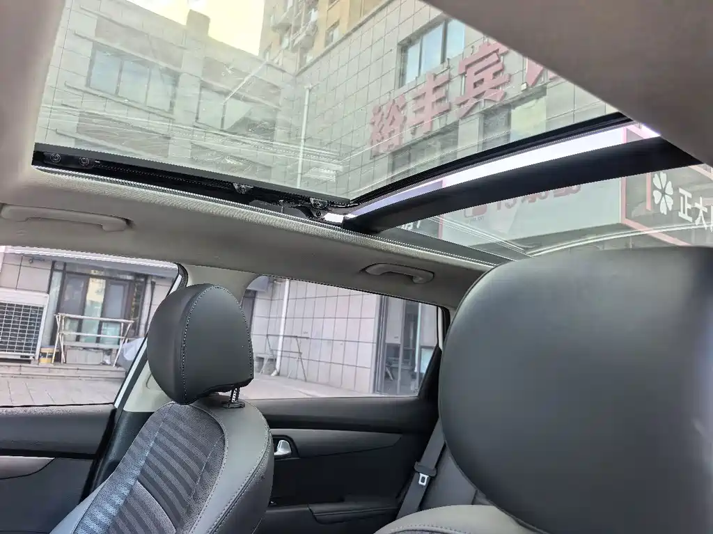 Kia Sportage — миниатюра 16