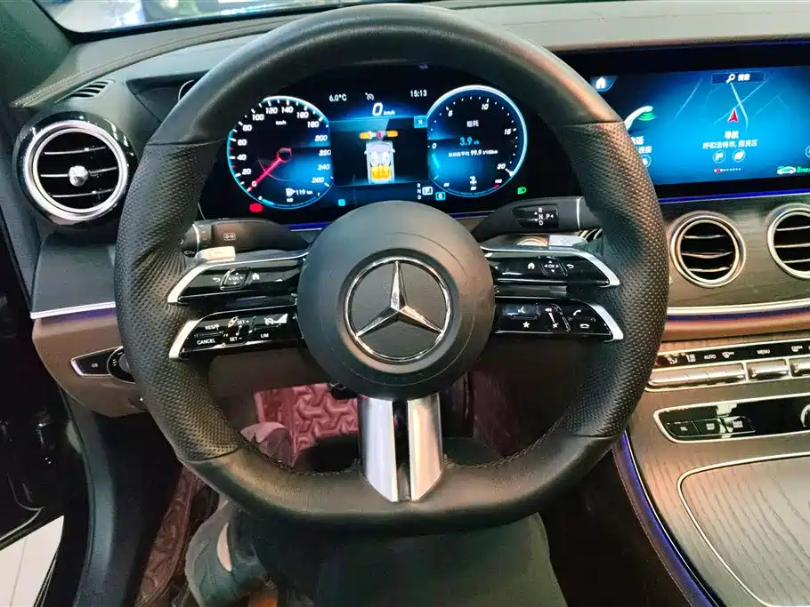 MERCEDES-BENZ E CLASS