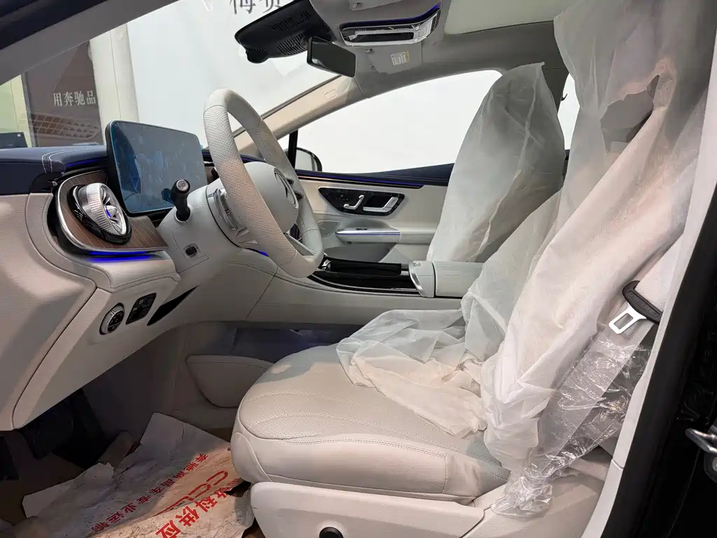 Mercedes-Benz EQE 2025 500 4MATIC