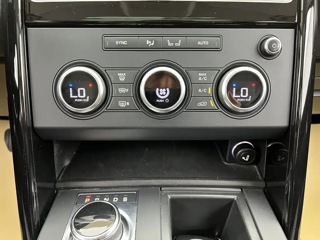 Land Rover Discovery — миниатюра 29