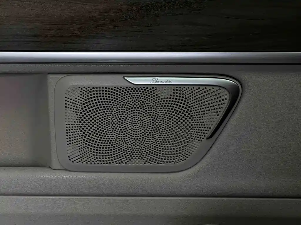 Mercedes-Benz V-Class — миниатюра 22