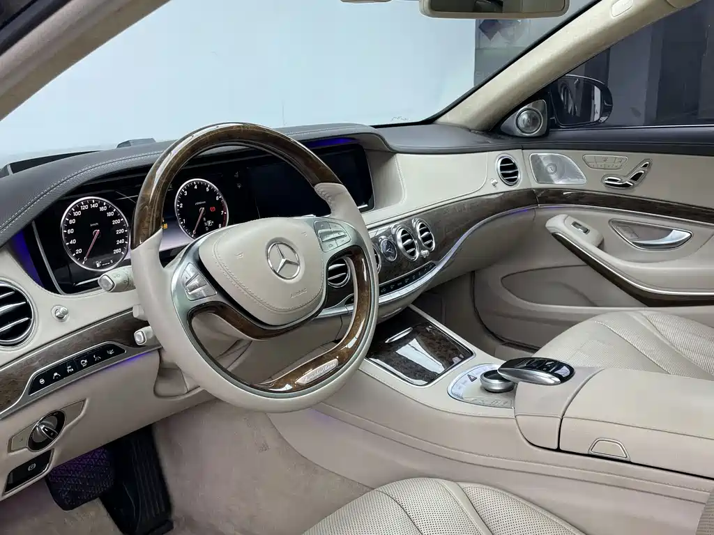 Mercedes-Benz S-Class — миниатюра 11