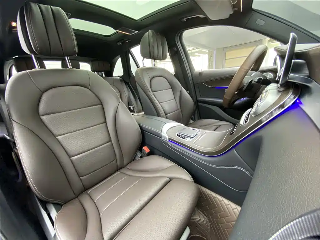 Mercedes-Benz GLC 2021 GLC 260 L 4MATIC Luxury