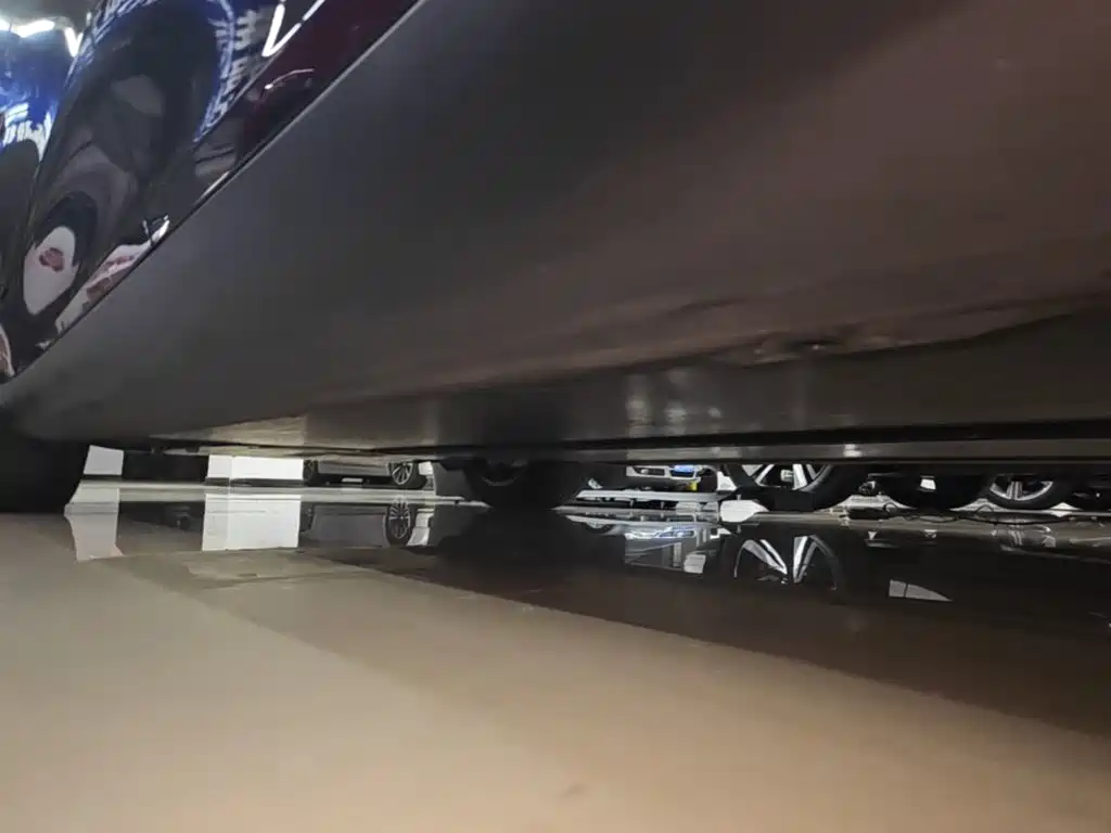 Tesla Model Y — миниатюра 22