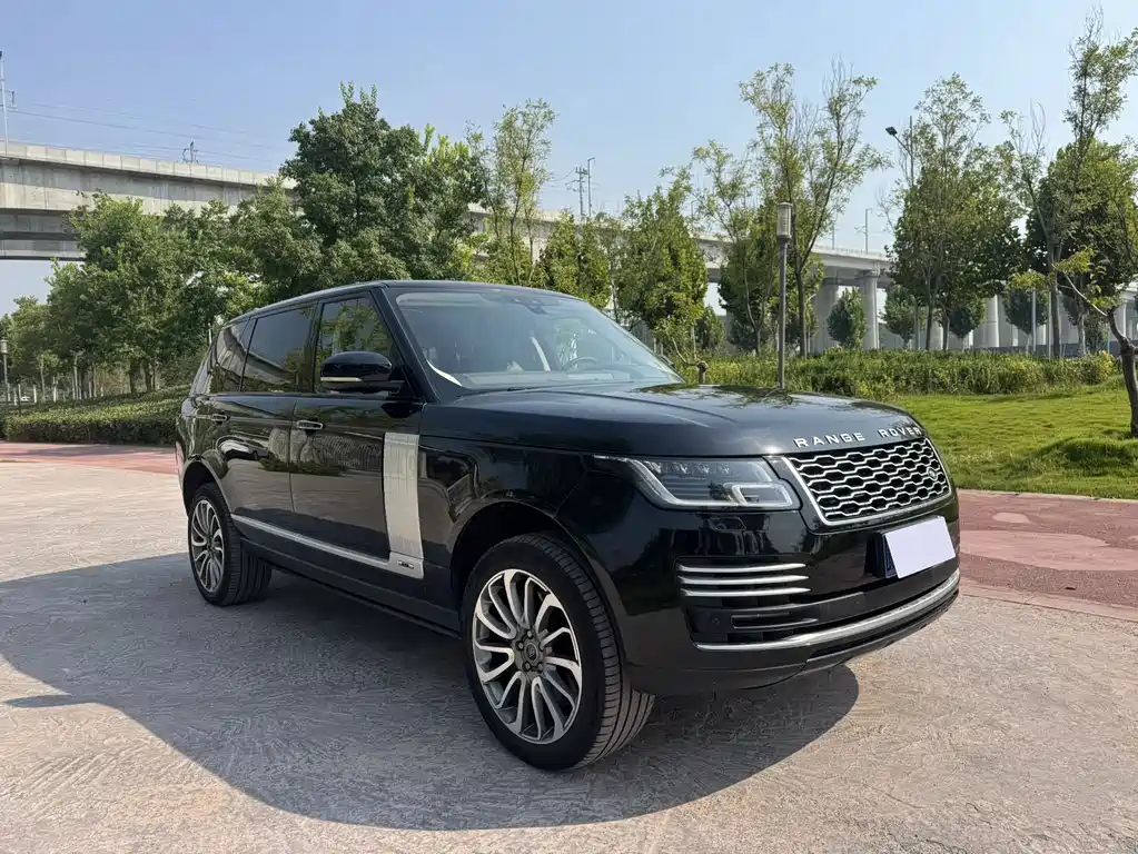 Land Rover Range Rover — миниатюра 3