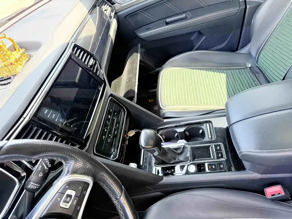 Volkswagen Teramont — миниатюра 8