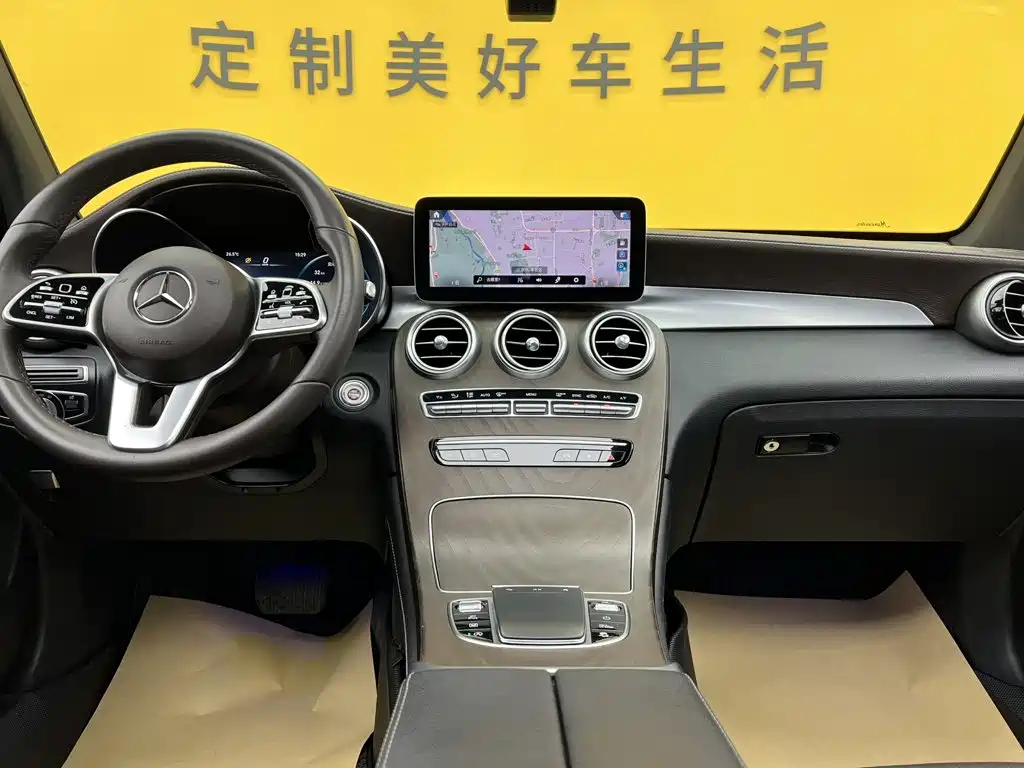 Mercedes-Benz GLC — миниатюра 15
