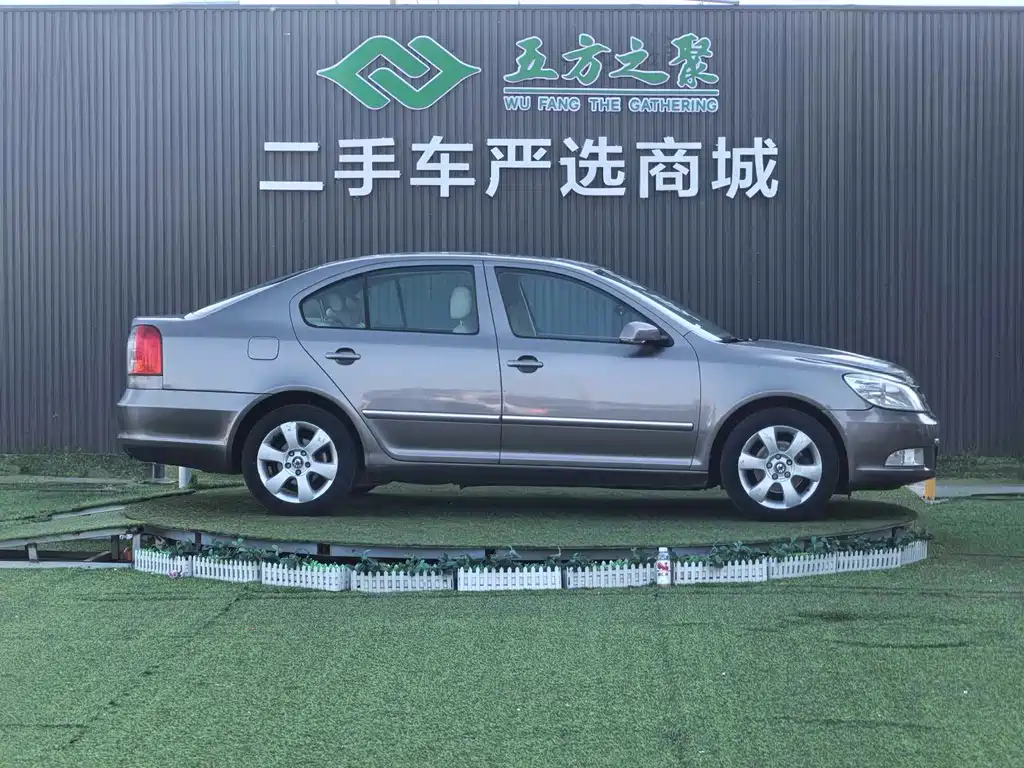 Skoda Octavia 2010 2.0L AT