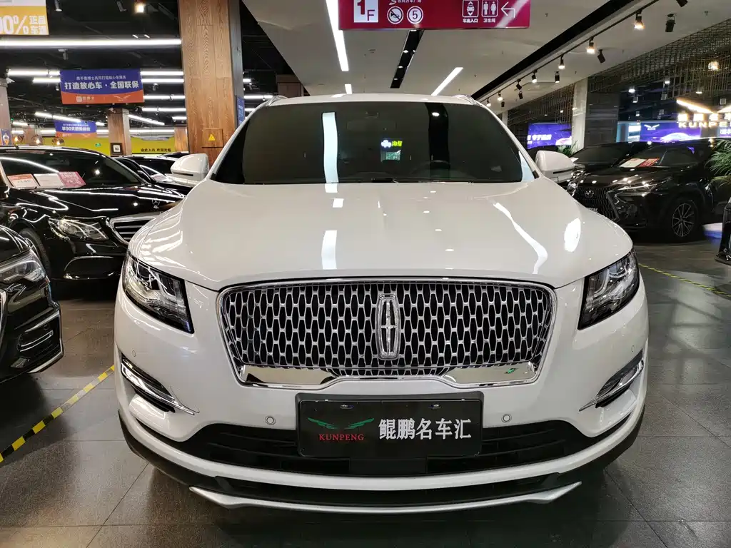Lincoln MKC — миниатюра 2