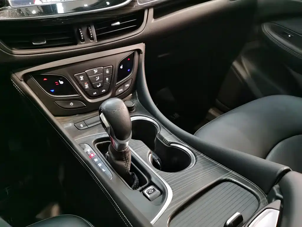 Buick Envision Plus — миниатюра 9