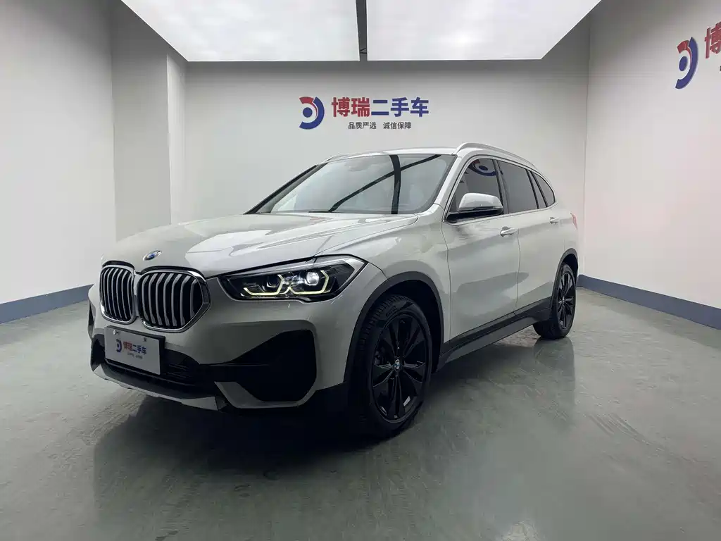 Купить BMW X1